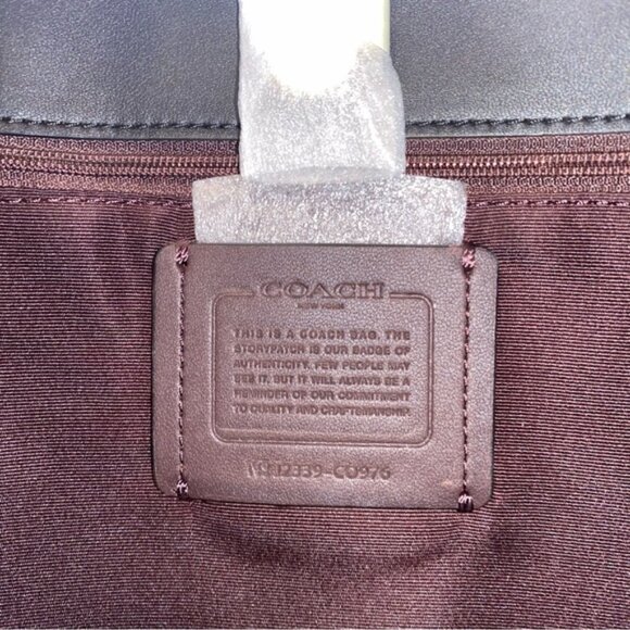 Coach Dempsey leather Purse New - Picture 9 of 11